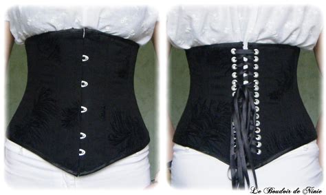 This instructable shows you the construction of a basic boned corset from start to finish. Corset Underbust - Sewing Projects | BurdaStyle.com