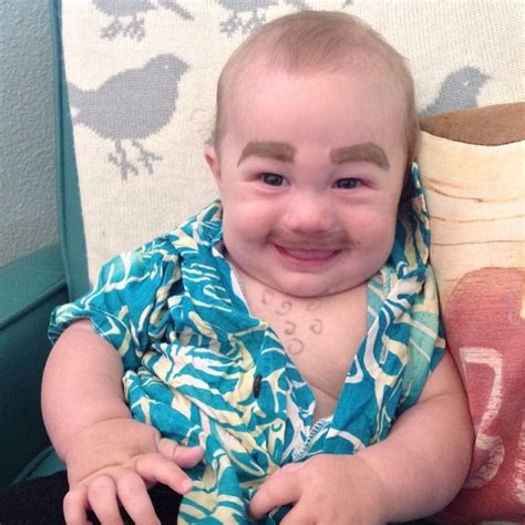 Bebês Com Sobrancelhas Feitas Impossível Não Rir 35 Fotos Mdig