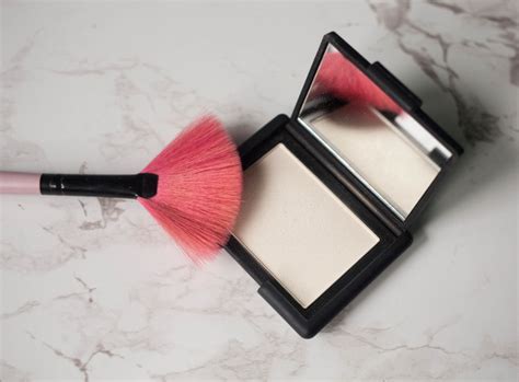 Beauty Nars Albatross Highlighter Review The Styling Dutchman