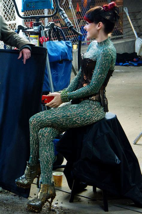 Jena Malone Bts Catching Fire Tribute Parade Hunger Games Costume Hunger Games Johanna Mason