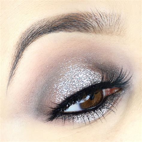 Silver Glitter Eye Looks Silver Looks Great With A Bold Red Lip—its