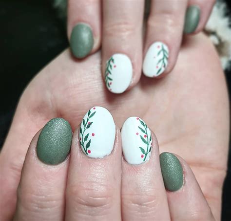 21 Ridiculously Cute Winter Nail Designs To Try This Season Project