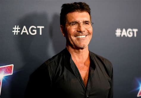 Simon Cowell Attempted To Tear Britney Spears Career By Trying To Give