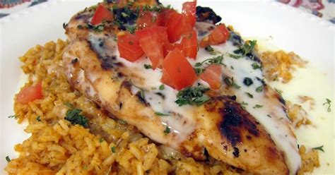 Take the two basic ingredients of rice and chicken and create something delicious. Raising "normal": Pollo Loco - chicken recipe