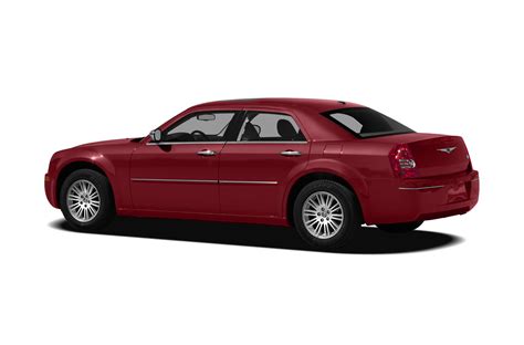 Select up to 3 trims below to compare some key specs and options for the 2010 chrysler 300. 2010 Chrysler 300 - Price, Photos, Reviews & Features