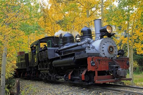 The Best Colorado Train Rides To View Fall Foliage