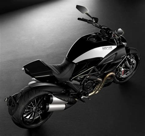 Ducati Diavel Cromo Special Edition 2012 Technical Specifications