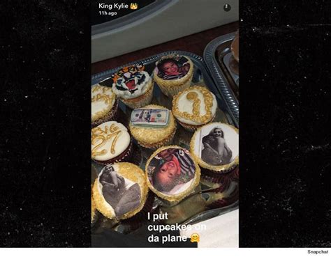 kylie jenner s throws birthday party for tyga with his son and ass cupcakes