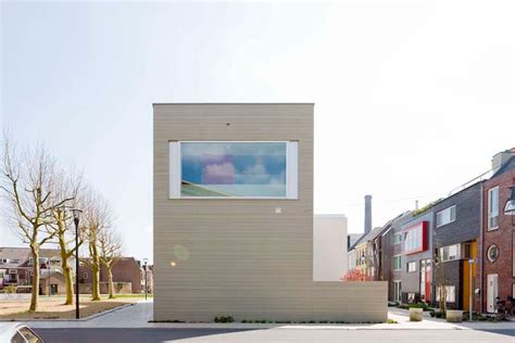 Gaaga Marcel Van Der Burg · Stripe House · Divisare