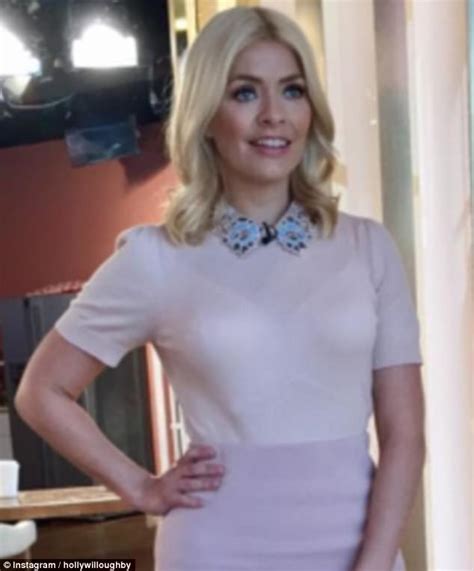 Phillip Schofield Floors Holly Willoughby With A Rude Pun Daily Mail