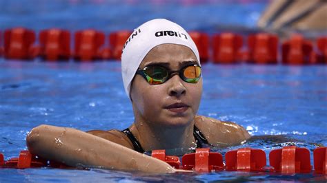 Yusra mardini ist ein syrische schwimmerin, die jetzt in berlin lebt und beim schwimmverein wasserfreunde spandau 04 bei trainer sven spannekrebs… Yusra Mardini, the Syrian Refugee Swimmer, Competes for Last Time at Olympics 2016 | Teen Vogue