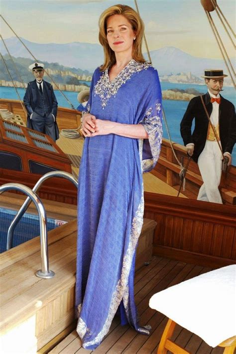 Queen Noor Al Hussein In 2020 American Princess Lifestyle Dresses American Women