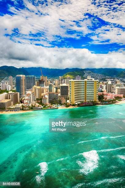 Downtown Honolulu Photos And Premium High Res Pictures Getty Images
