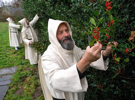 Pluscarden Abbey Scotlandmonks Preparing For Christmas The Monks
