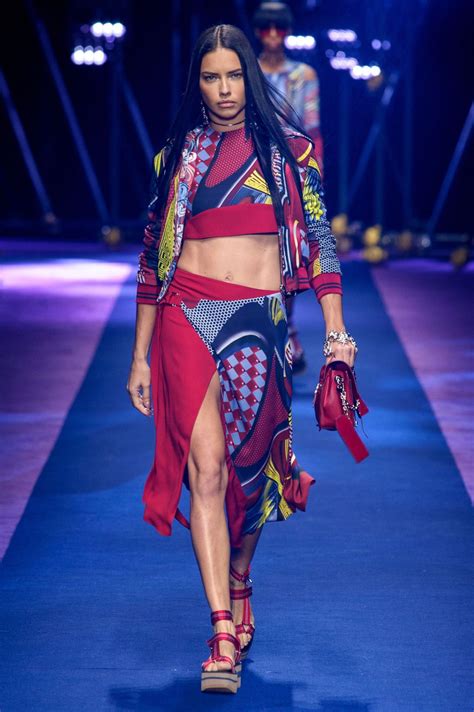 Get the latest on adriana lima from vogue. Adriana Lima - Versace S/S 2017 Show in Milan, September ...