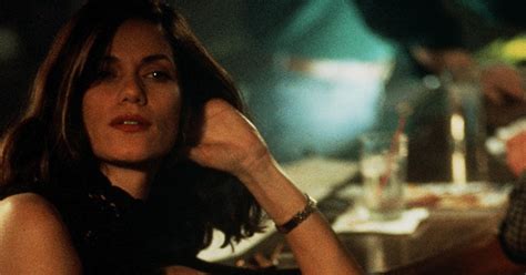Erotic, drama, romance directed by: It Came From the '90s: Linda Fiorentino in The Last Seduction