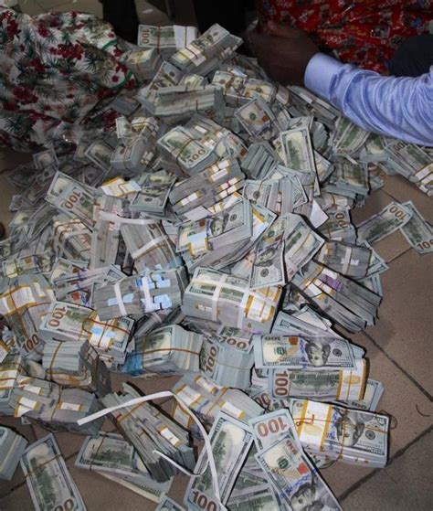 Maybe you would like to learn more about one of these? What A Million Dollars Cash Looks Like - New Dollar ...