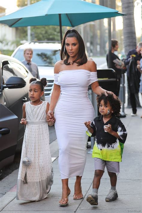 Kim Kardashian Saint West North West Exclusif La Famille