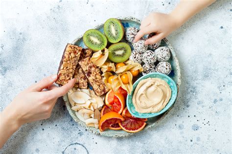 25 Healthy Snacks That Are Fast & Easy - Kayla Itsines