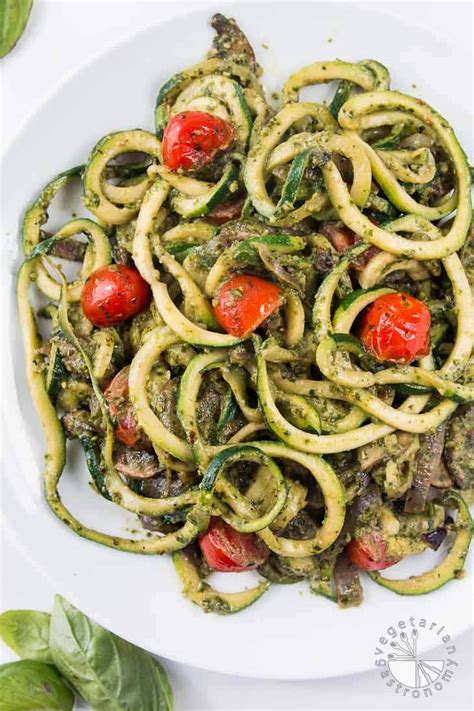 Do you have to cook zucchini noodles for spaghetti. Pesto Zucchini Spaghetti Recipe (Zoodles) - Vegetarian ...
