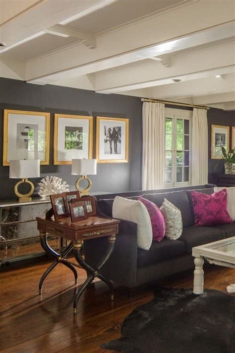 How To Decorate Dark Gray Walls - Gray Bedroom Ideas