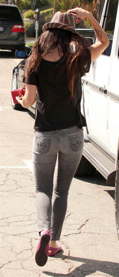 Megan Fox Ass In Skinny Jeans A Properganda