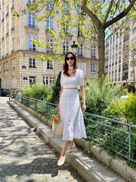 Easy French Spring Outfit Ideas