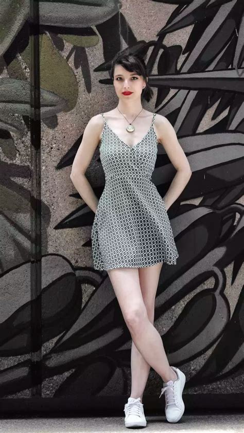 Pin By George Vartanian On Fashion In 2022 Fashion Mini Dress Dresses