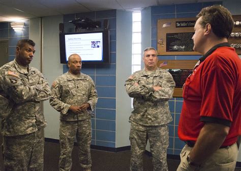 Command Sergeants Major Tour Rdecom Research Facilities Flickr