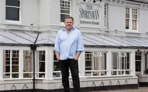 Stephen Harriss The Sportsman Is Named Restaurant Of The Year 2017