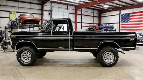 Black On Black 1978 Ford F 250 Looks Picture Perfect Ford Trucks