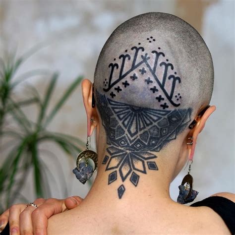 Beautiful Geometric Head Tattoo Scalp Tattoo Head Tattoos Body Art
