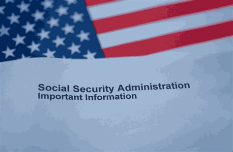How To Maximize Social Security Benefits