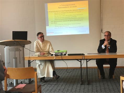 Der wert der fondsanteile und die höhe der. Klostergespräche Münster greifen das Thema Sparen auf ...