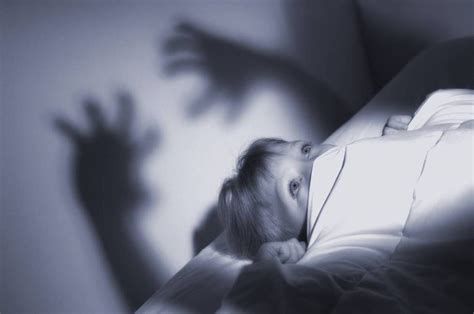 Cinco Claves Para Que Tu Hijo Pierda El Miedo A La Oscuridad Mamas
