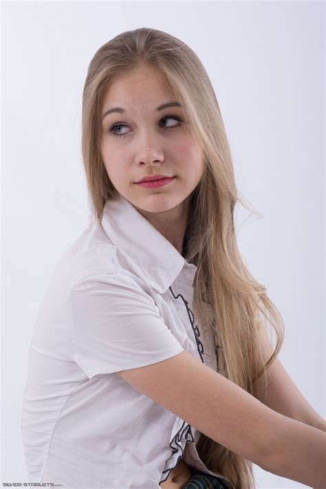 Katenka Silver Starlets Student 1 Fashionblog
