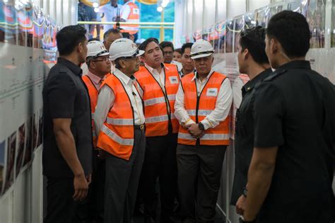 This was among the 101 directly negotiated projects valued at rm6.61 billion that finance minister tengku zafrul abdul aziz first mentioned in parliament. Expand overseas, PM tells companies in railway sector ...
