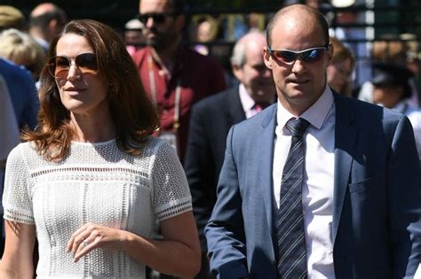 Ruth strauss, the wife of the former england cricket captain andrew strauss, has died aged 46 strauss thanked everyone who treated ruth and said his family planned to open a foundation to help. Former England captain Andrew Strauss' wife Ruth dies from ...