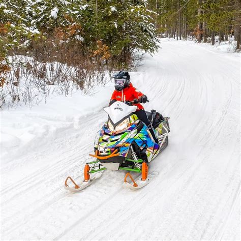 Snowmobiling Safety Tips Dsg Outerwear