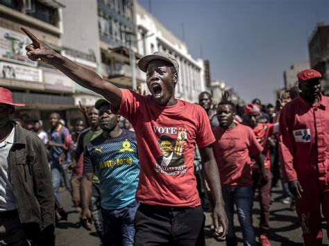 Zimbabwes Days Long Wait For Election Results Turns Elation Into Upheaval Wjct News