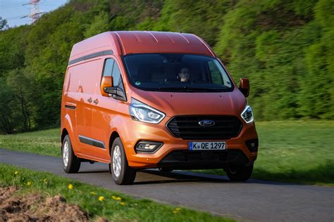 Test Und Fahrbericht Des Ford Transit Custom Hochdach L W Hrend