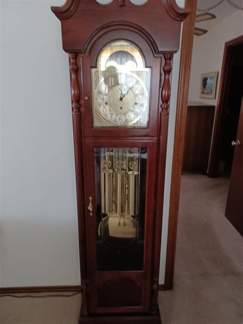 Please What Is The Value Of A Ridgeway Grandfather Clock Serial Number 91014219 In Excellent