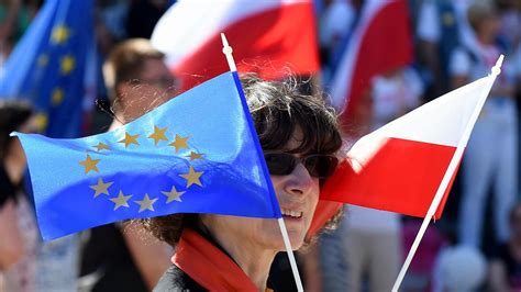 Des commerces rouvrent en pologne malgré les restrictions : Pologne : Wroclaw, un eldorado pour les Français