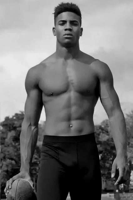 shirtless male beefcake hunk african american sports athlete man photo 4x6 b387 3 99 picclick