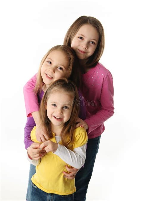 Tres Hermanas Jovenes Que Se Divierten Imagen De Archivo Imagen De