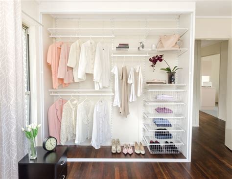 Make the hard to reach easily accessible with our garment lift. Custom Built In Wardrobes - Designs & Ideas - Oz Wardrobes