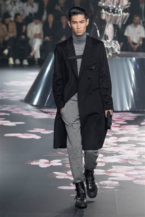 Le Défilé Pre Fall 2019 De Kim Jones Pour Dior Homme