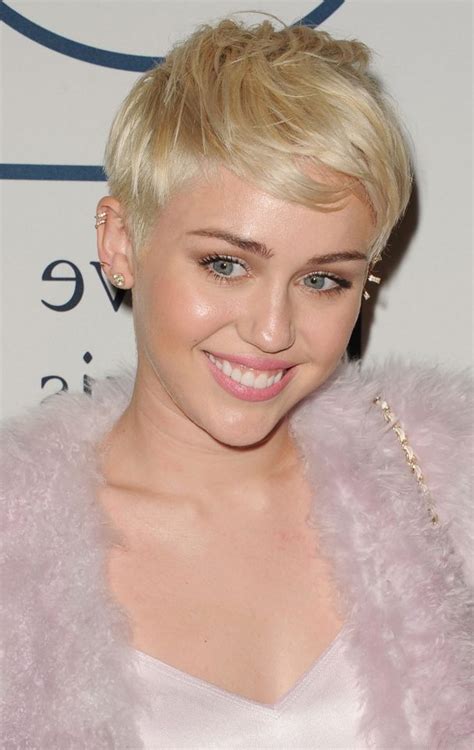 20 Fabulous Pixie Cuts For Oval Faces