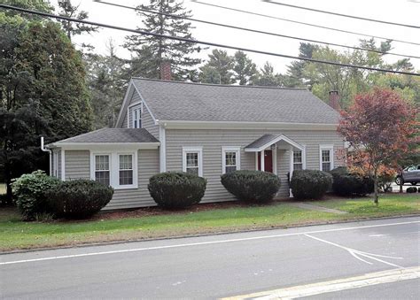 261 Chase Rd Dartmouth MA 02747 Zillow