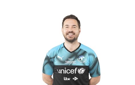 Martin compston (born 8 may 1984) is a scottish actor and former professional footballer. Martin Compston joins Soccer Aid's World XI team for ...